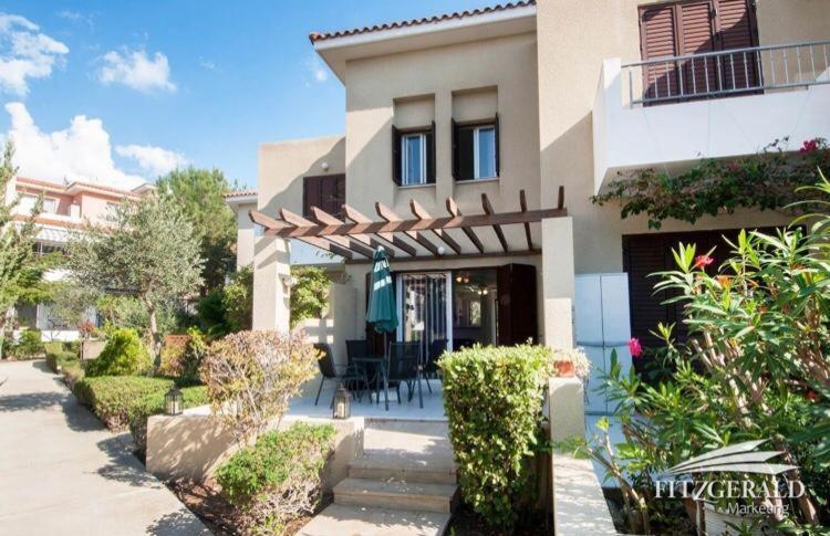 Owls Nest Townhouse Paphos Exterior foto